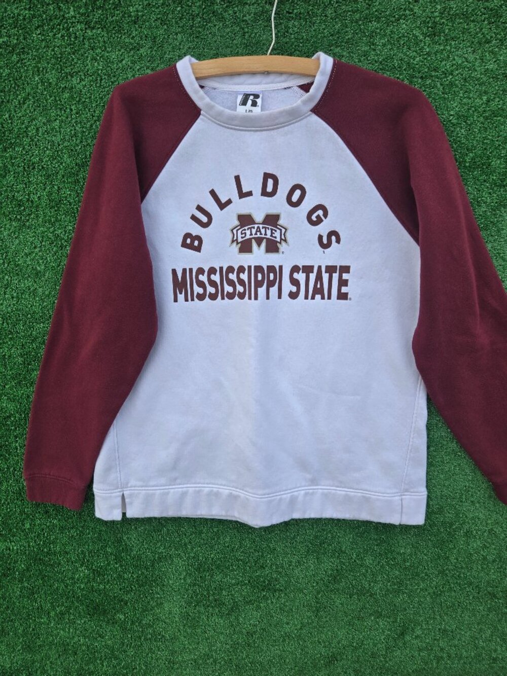 Mississippi State Bulldogs long sleeved raglan crewneck sweatshirt
